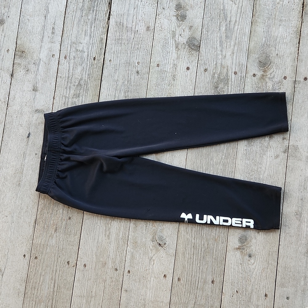 Under Armour Breathable Lightweight Black Mesh Straight Leg Sweatpants - Size 7